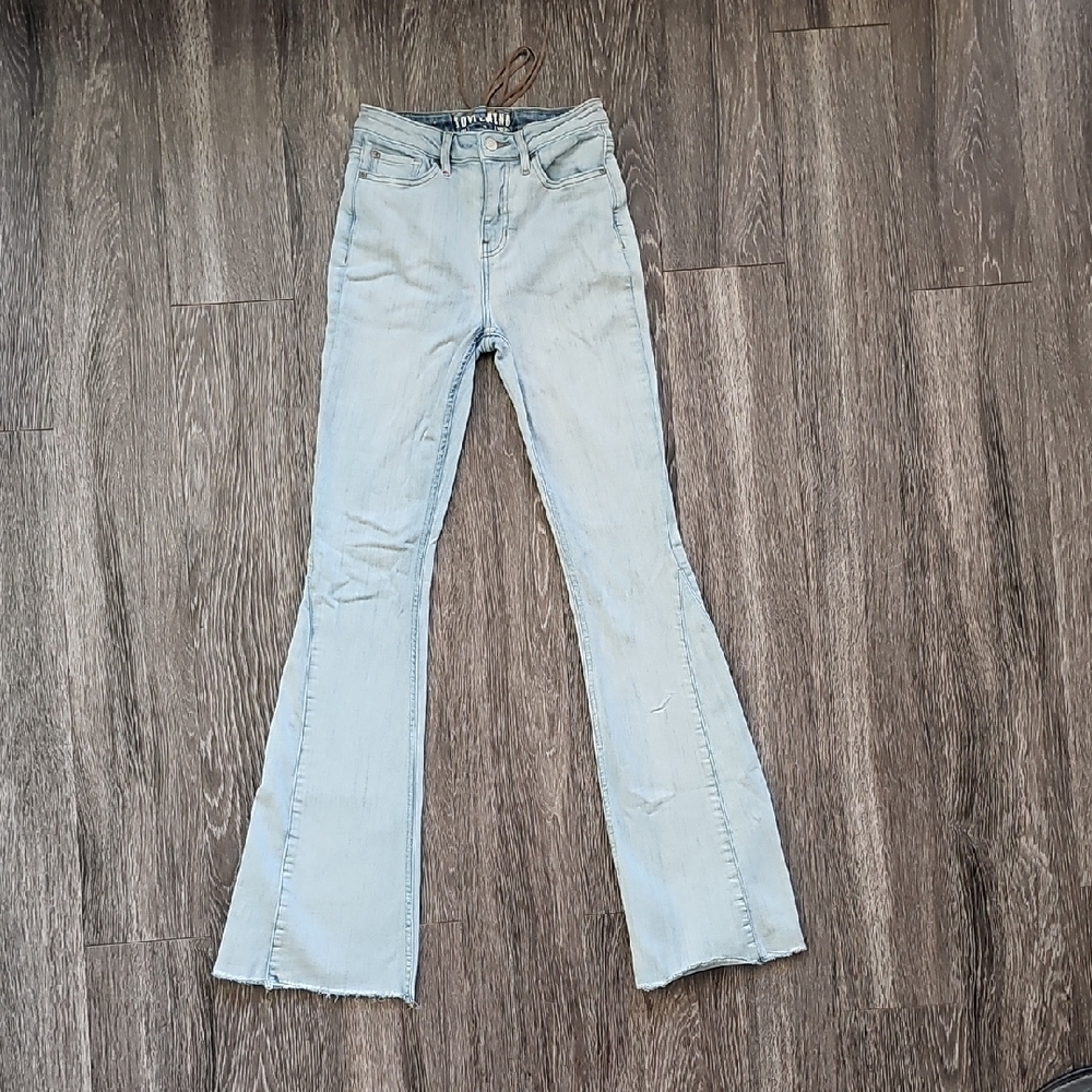 IDYLLWIND Lightwash Flares Jeans With Tie